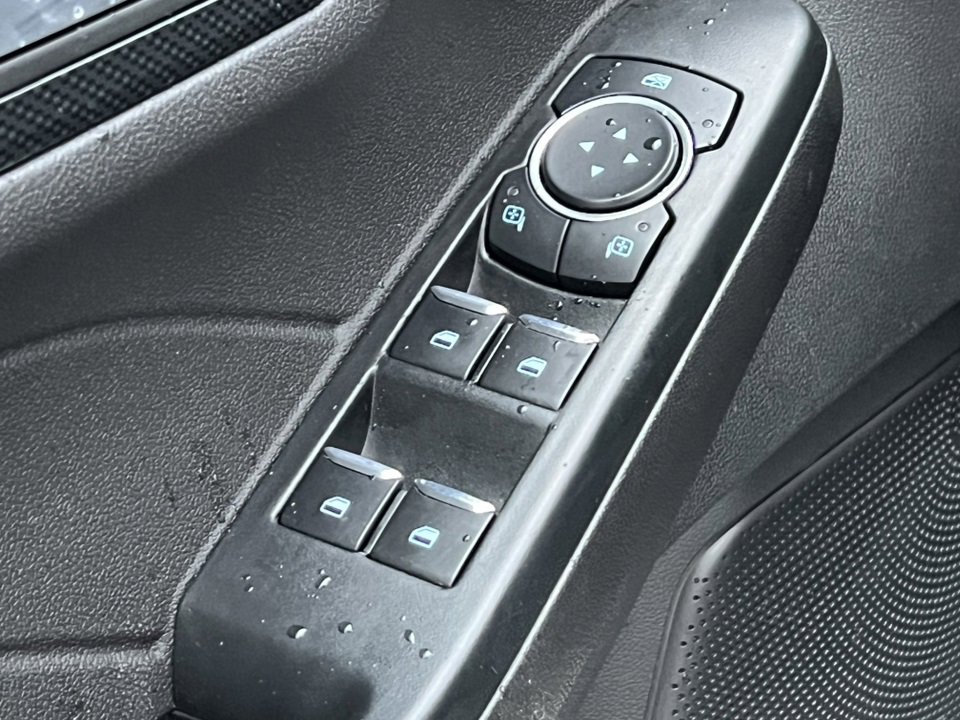 Certified 2023 Ford Escape ST-Line w/ Tech Pack #1 image 16