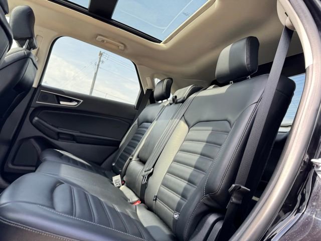 Certified 2024 Ford Edge SEL w/ Convenience Package AWD/4WD image 12
