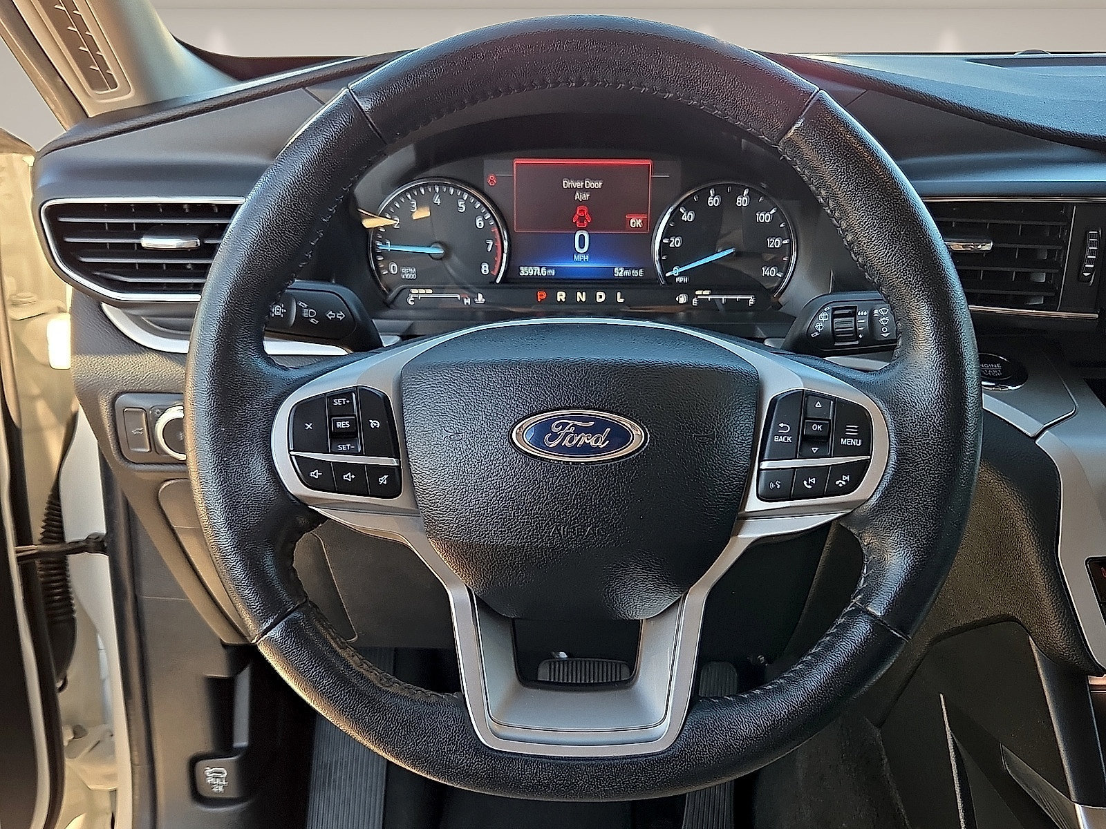 Certified 2022 Ford Explorer XLT w/ Equipment Group 202A AWD/4WD image 14
