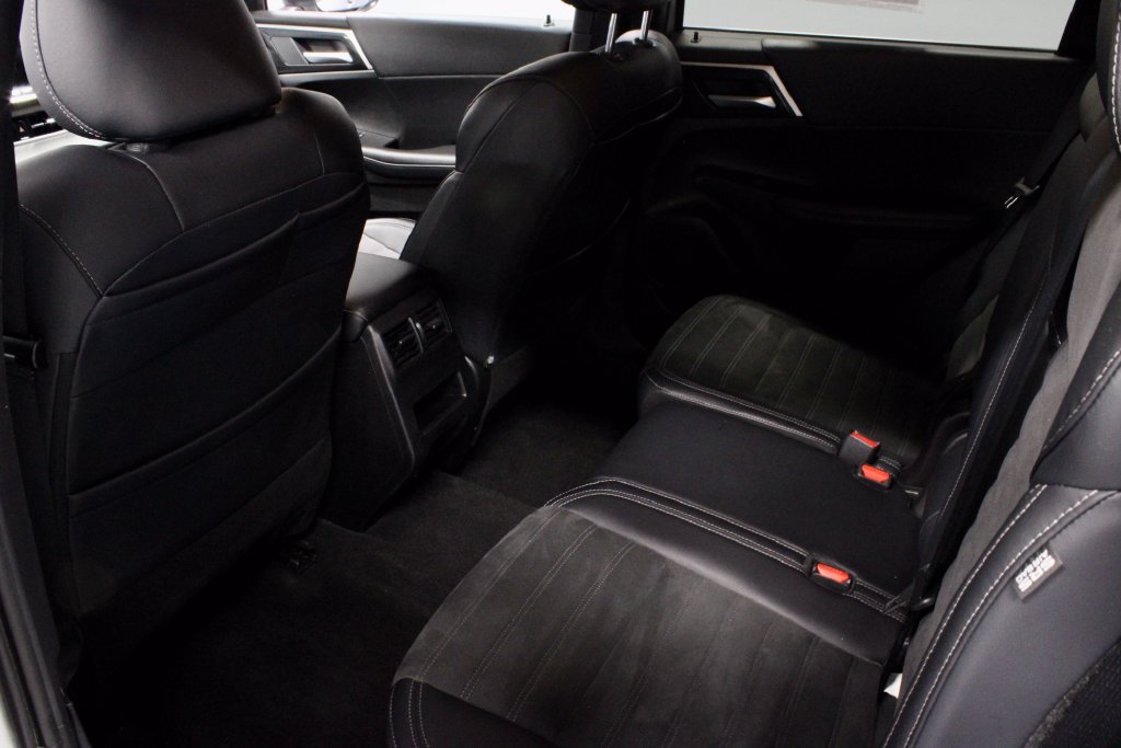 Used 2024 Mitsubishi Outlander SE AWD/4WD image 20
