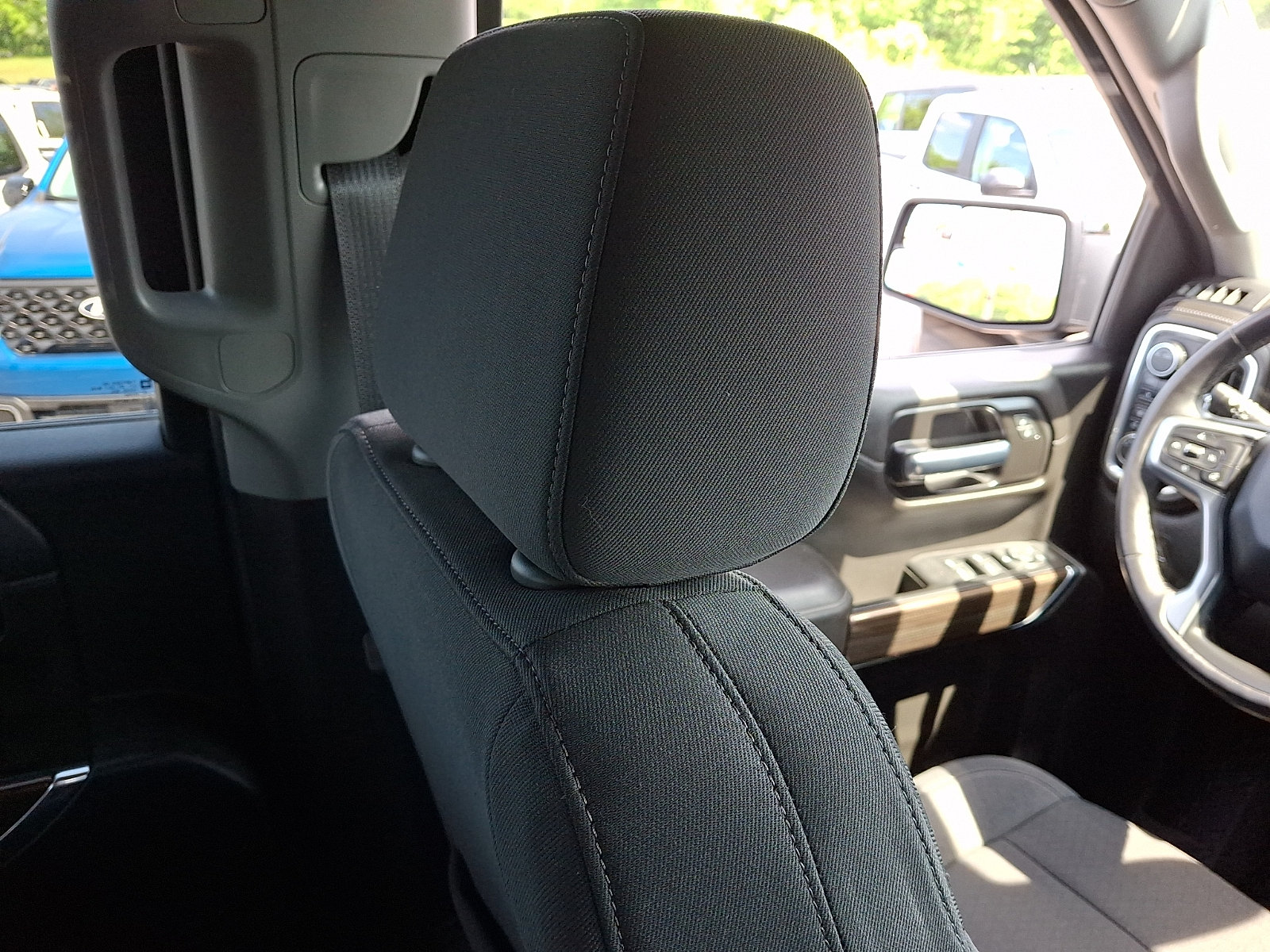 Used 2022 Chevrolet Silverado 1500 RST w/ Rally Edition AWD/4WD image 13