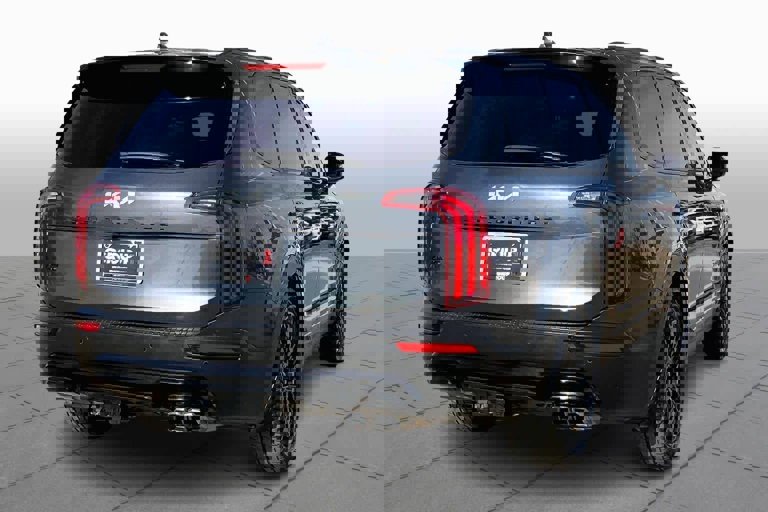 Used 2022 Kia Telluride SX w/ SX Prestige Package image 3