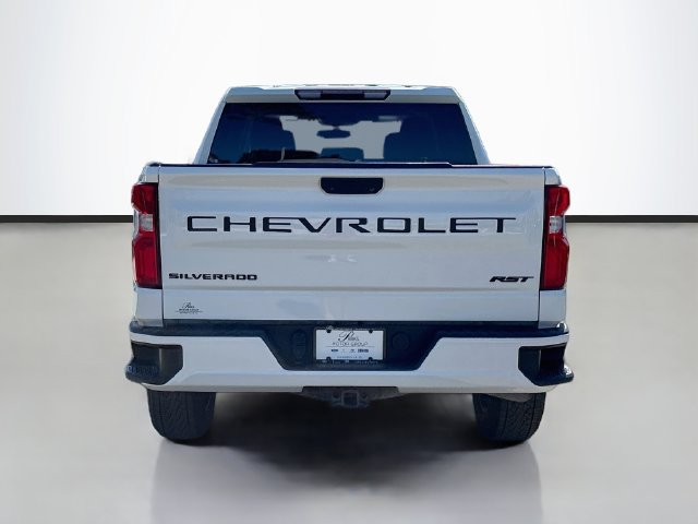 Used 2021 Chevrolet Silverado 1500 RST w/ LPO, Blackout Package AWD/4WD image 6