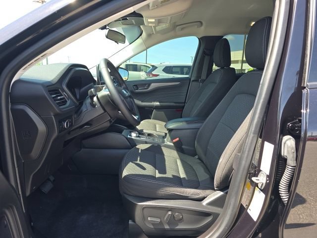 Certified 2023 Ford Escape Active AWD/4WD image 11