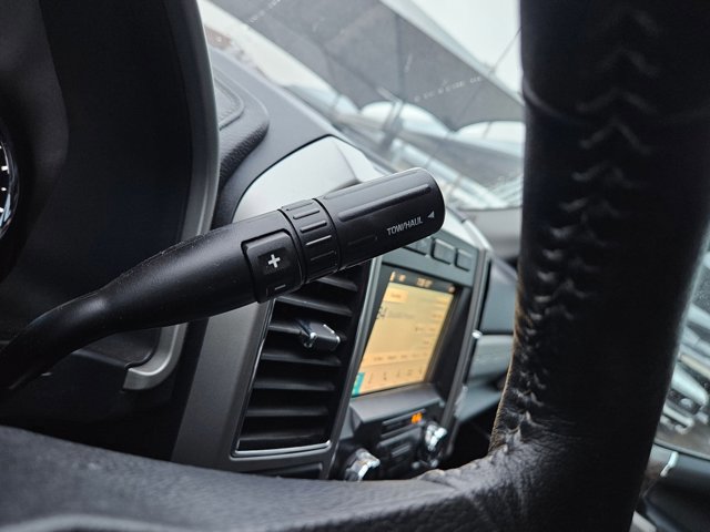 Certified 2019 Ford F250 Lariat w/ Lariat Ultimate Package AWD/4WD image 12