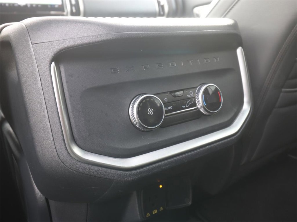 Certified 2025 Ford Expedition Max Active image 22