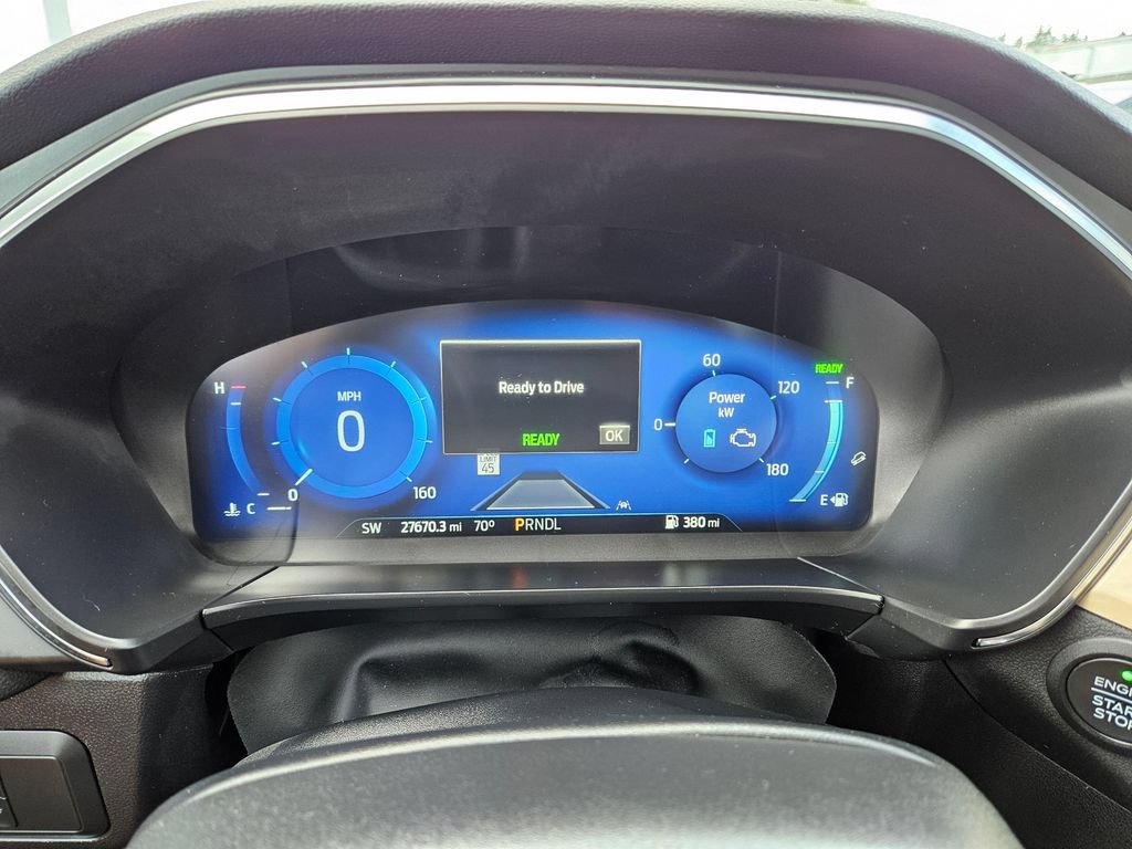 Certified 2021 Ford Escape Titanium w/ Titanium Elite Package AWD/4WD image 28