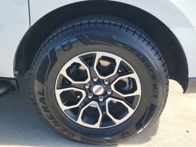 Certified 2024 Ford Expedition Max XLT image 15