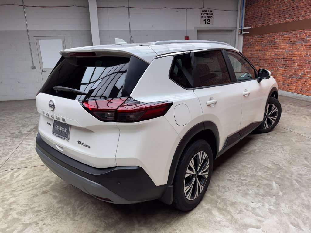 Used 2023 Nissan Rogue SV w/ SV Premium B Package AWD/4WD image 5