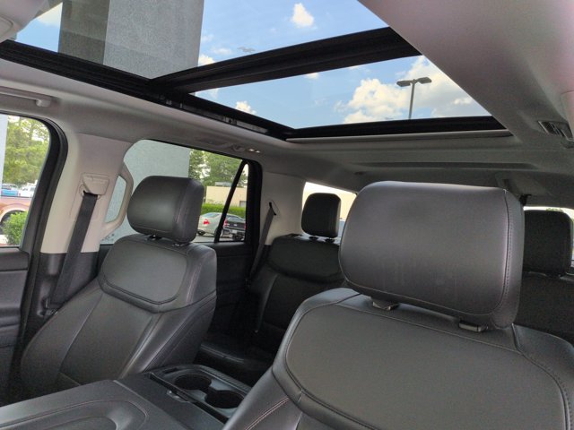 Certified 2025 Ford Expedition Active AWD/4WD image 28
