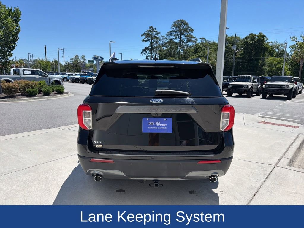 Certified 2023 Ford Explorer XLT w/ Equipment Group 202A RWD image 6