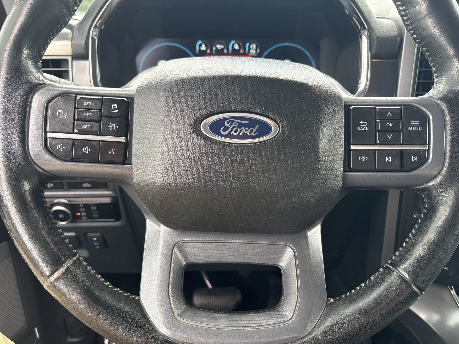 Certified 2023 Ford F150 Lariat w/ Equipment Group 502A High AWD/4WD image 23