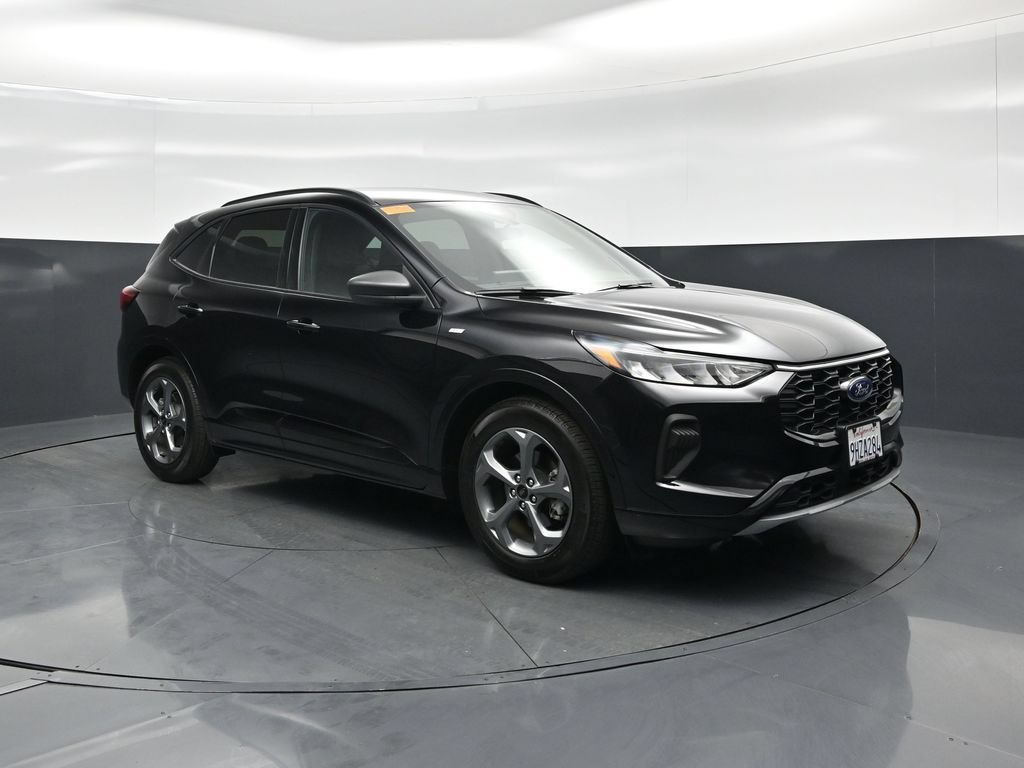 Certified 2023 Ford Escape ST-Line w/ Tech Pack #1 FWD image 57