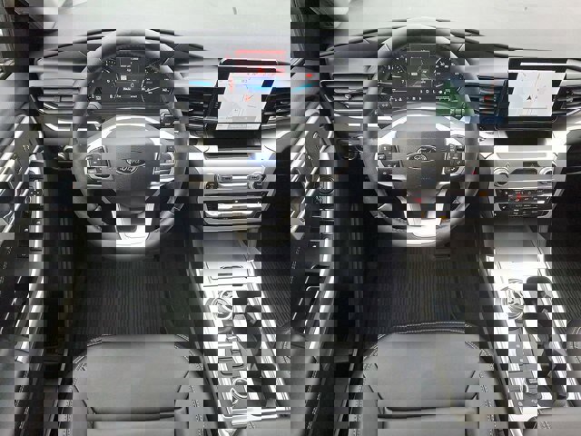 Certified 2022 Ford Explorer XLT w/ Equipment Group 202A image 25