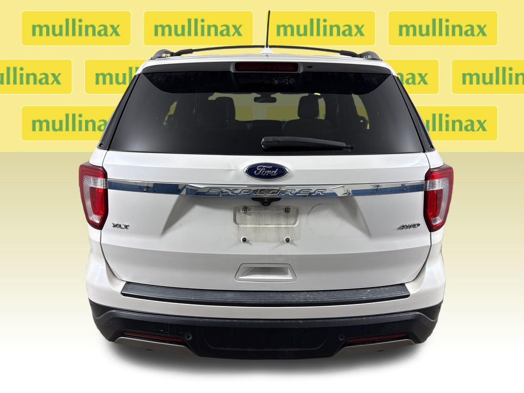 Certified 2019 Ford Explorer XLT w/ Equipment Group 202A AWD/4WD image 9