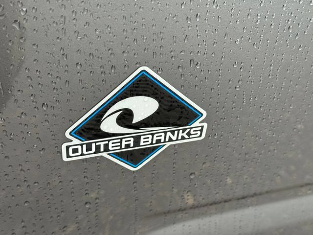 Certified 2025 Ford Bronco Sport Outer Banks w/ Outer Banks Tech Package+ AWD/4WD image 18