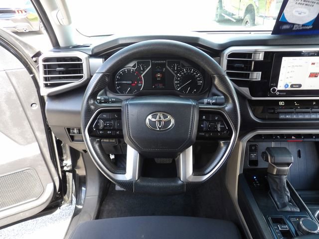 Used 2022 Toyota Tundra SR5 w/ SR5 Convenience Package AWD/4WD image 24