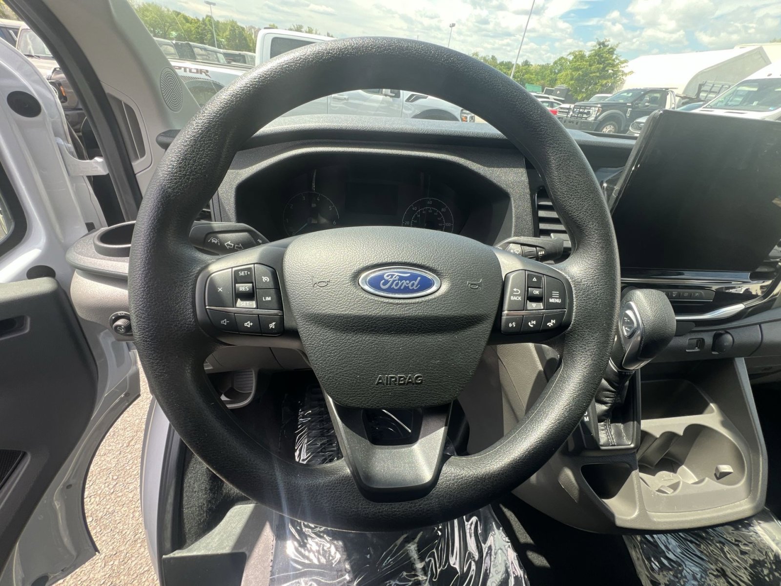 Certified 2025 Ford Transit 350 XLT RWD image 24
