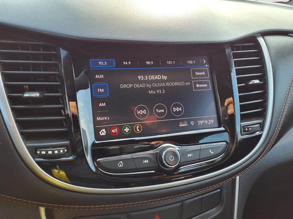 Used 2020 Chevrolet Trax LS FWD image 10