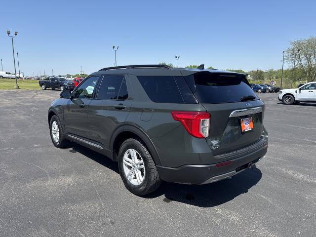 Certified 2023 Ford Explorer XLT w/ Equipment Group 202A AWD/4WD image 6
