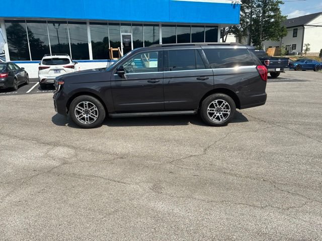 Certified 2025 Ford Expedition Active AWD/4WD image 23