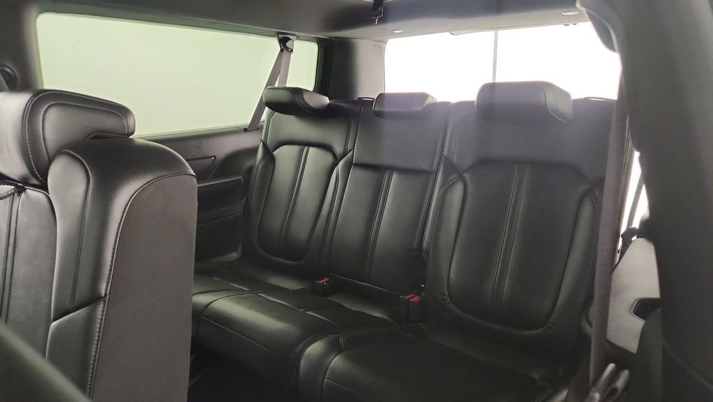 Used 2024 Jeep Wagoneer L Series II w/ Flexible Seating Group AWD/4WD image 33