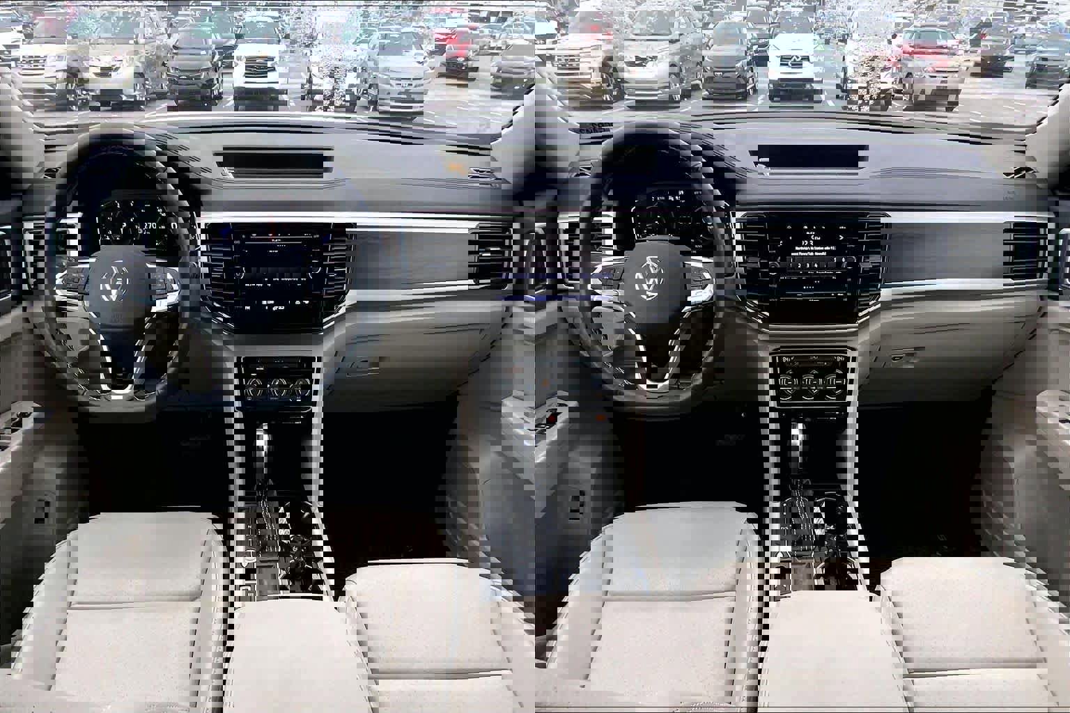 Used 2023 Volkswagen Atlas SE w/ Black Wheel Package image 15