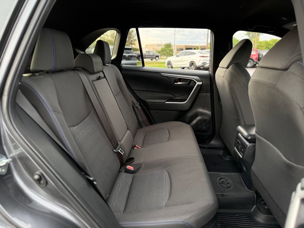 Used 2024 Toyota RAV4 SE w/ Weather Package AWD/4WD image 21