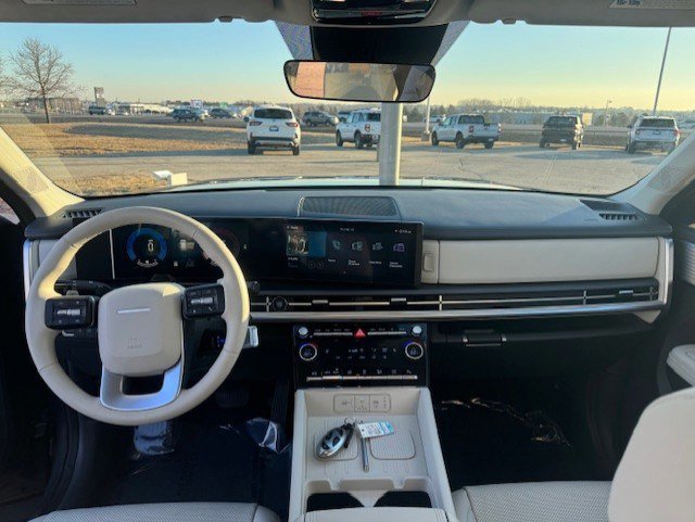 Used 2025 Hyundai Santa Fe SEL image 26