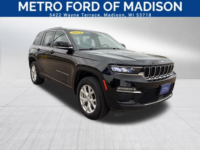 Used 2023 Jeep Grand Cherokee Limited AWD/4WD image 2