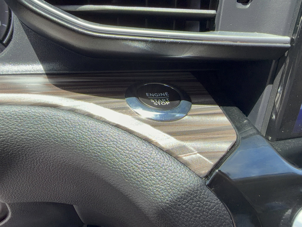 Certified 2023 Ford Explorer Limited w/ Limited Technology Package RWD image 25