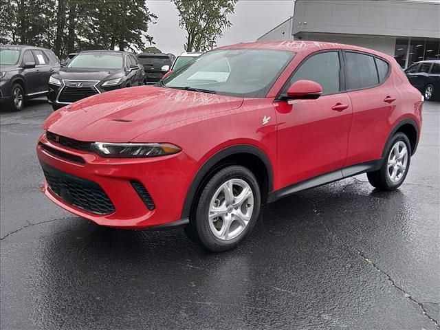 Used 2024 Dodge Hornet GT AWD/4WD image 8