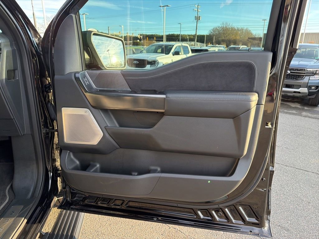 Certified 2023 Ford F150 Platinum w/ Equipment Group 701A High image 24