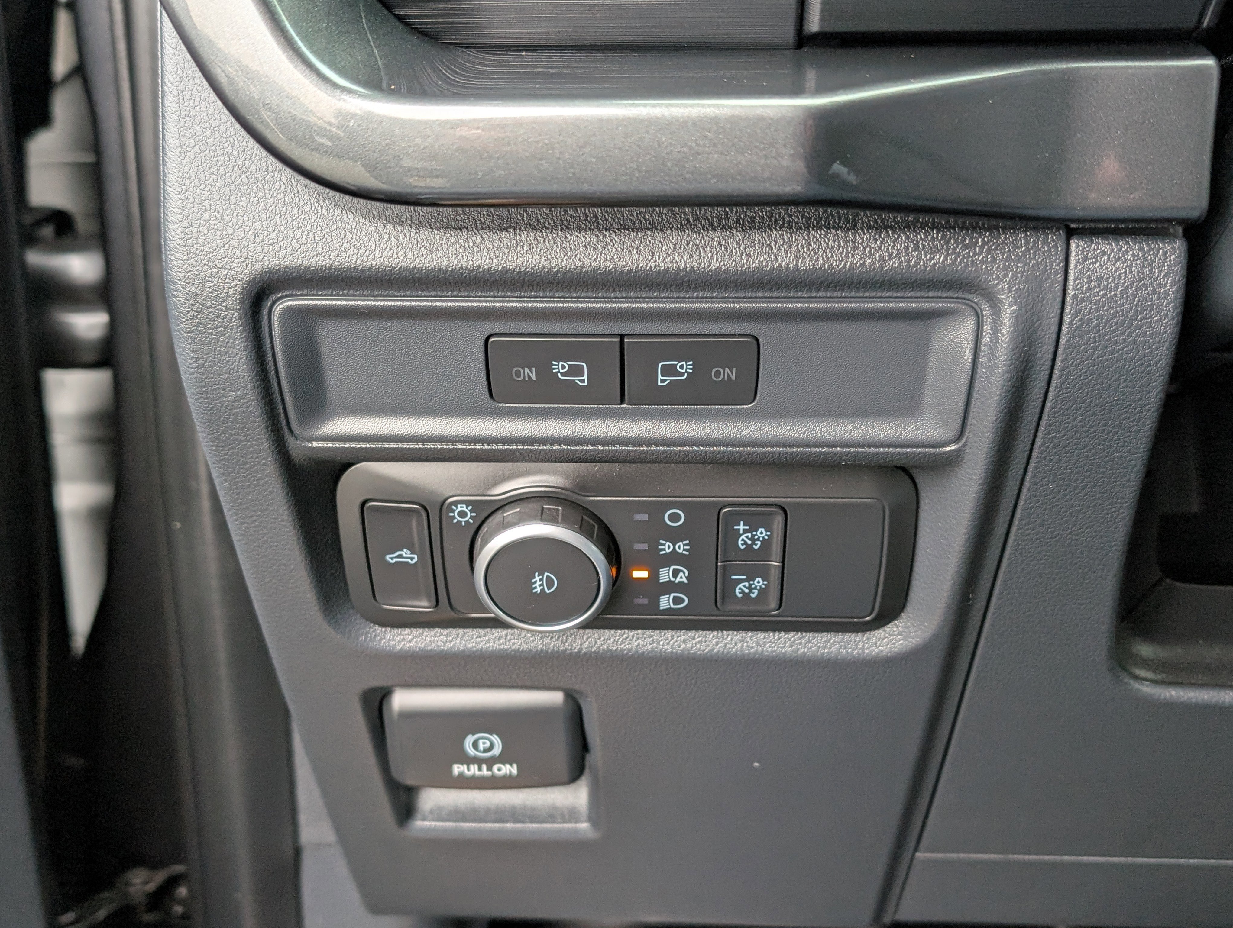 Certified 2022 Ford F150 XL w/ STX Appearance Package image 19