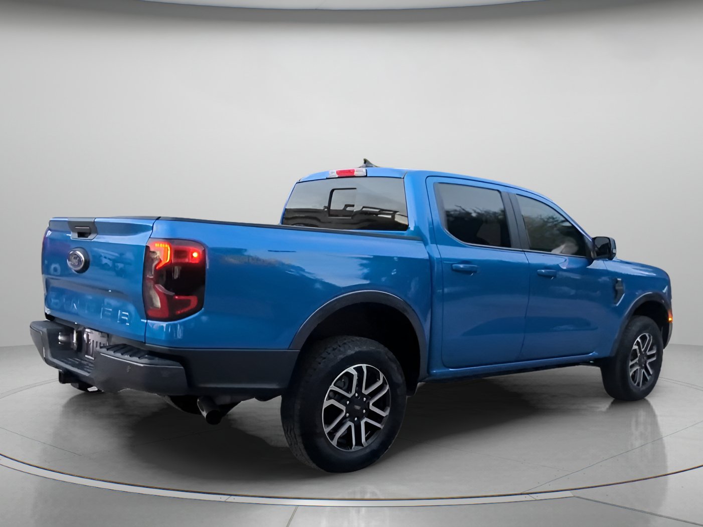 Certified 2024 Ford Ranger Lariat w/ Trailer Tow Package RWD image 28