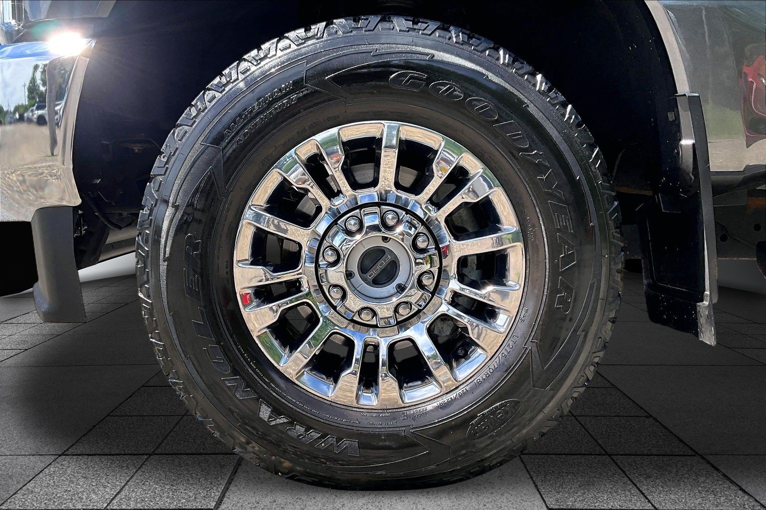Certified 2020 Ford F350 XLT w/ XLT Premium Package AWD/4WD image 8