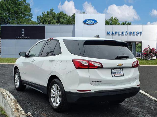 Used 2019 Chevrolet Equinox LS w/ LS Convenience Package image 3
