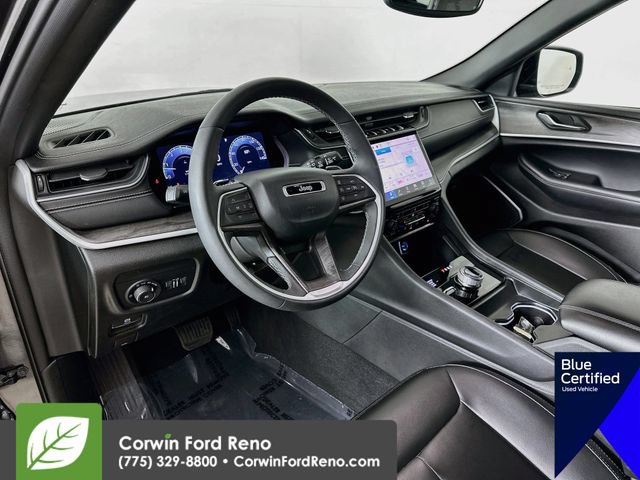 Used 2024 Jeep Grand Cherokee Limited w/ Black Appearance Package AWD/4WD image 12