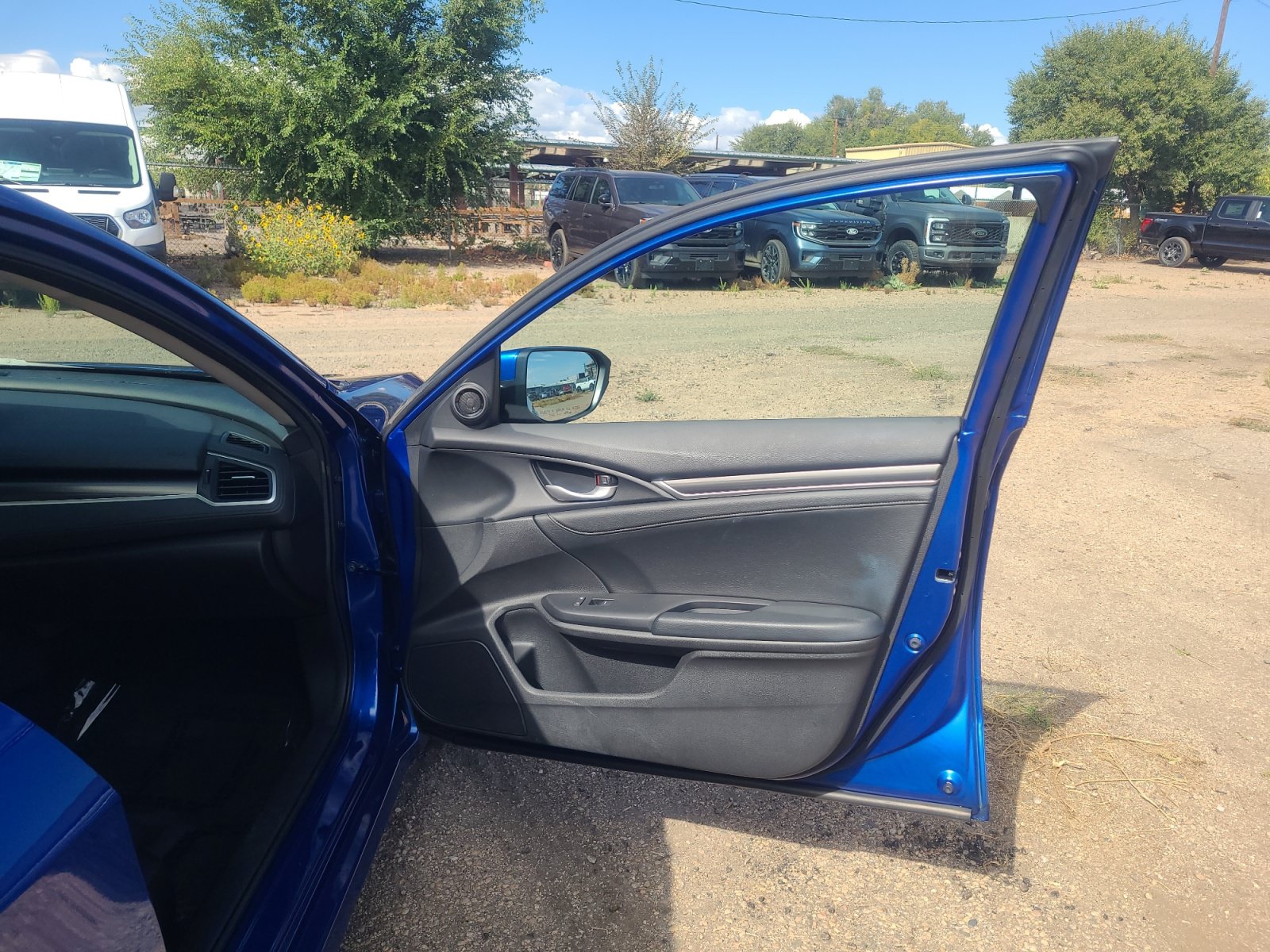 Used 2019 Honda Civic EX-L image 16