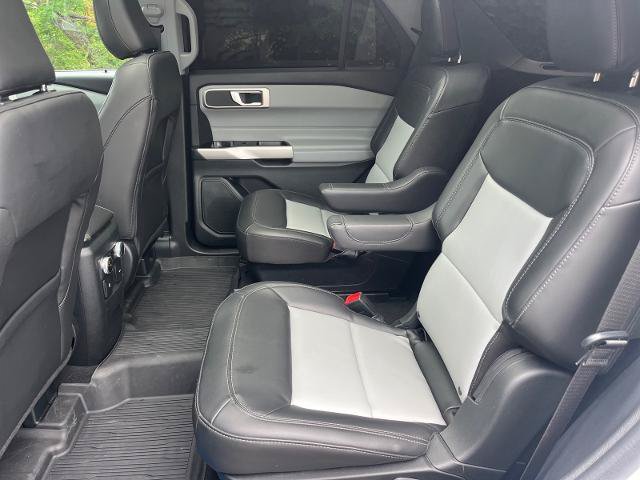 Certified 2023 Ford Explorer XLT w/ Equipment Group 202A RWD image 18
