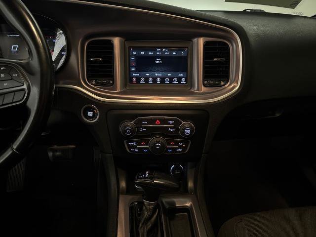Used 2020 Dodge Charger SXT w/ Blacktop Package image 24