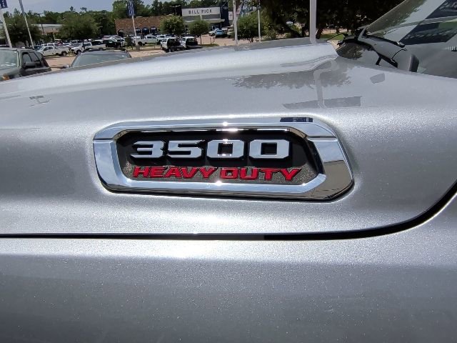 Used 2024 RAM 3500 Tradesman w/ Chrome Appearance Group AWD/4WD image 37