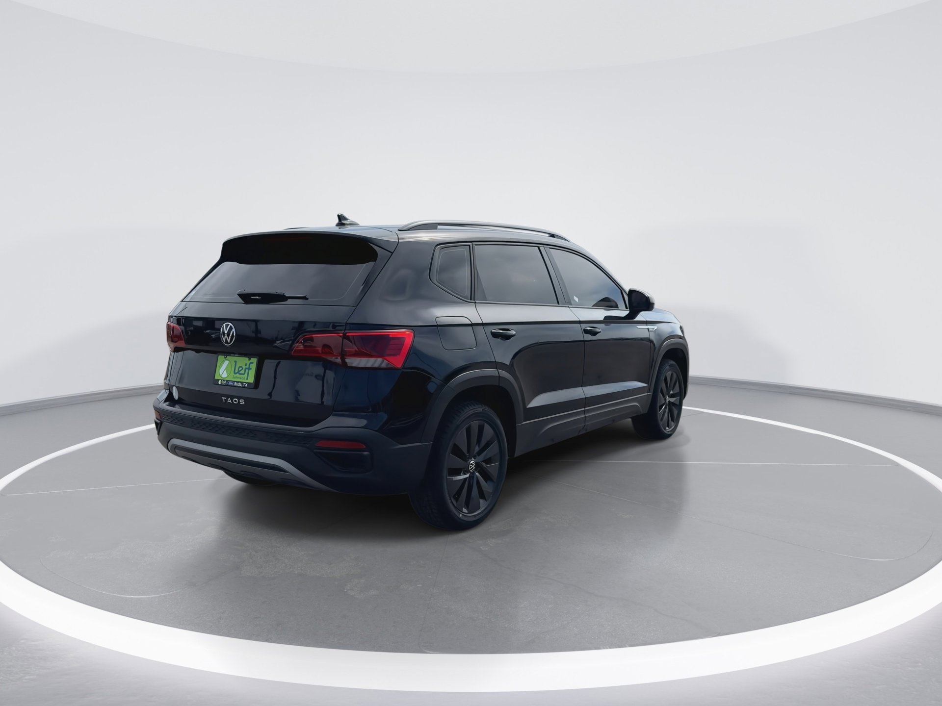 Used 2023 Volkswagen Taos S image 8