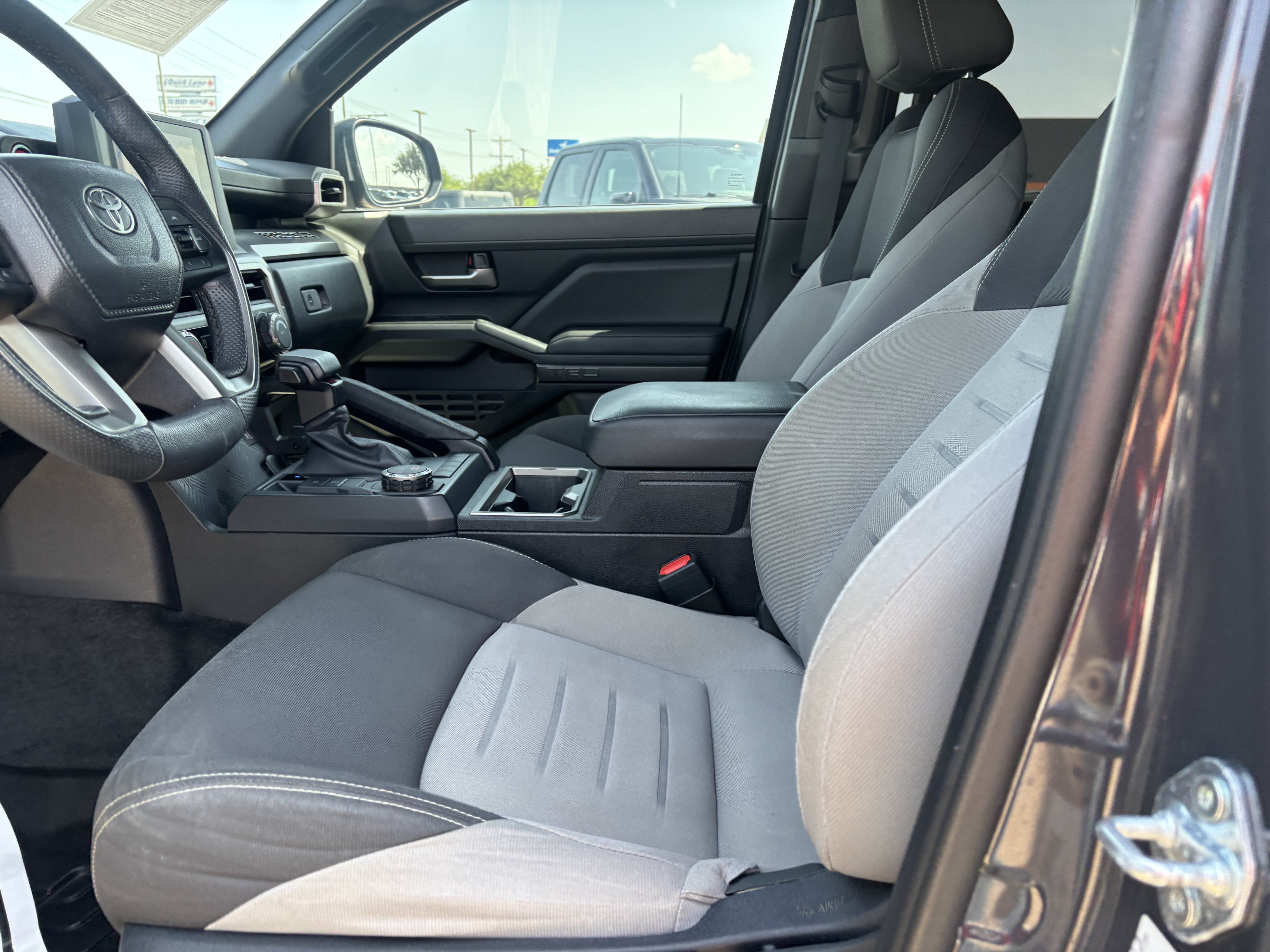 Used 2024 Toyota Tacoma TRD Sport RWD image 10