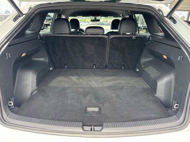 Used 2021 Volkswagen Atlas Cross Sport SE FWD image 13