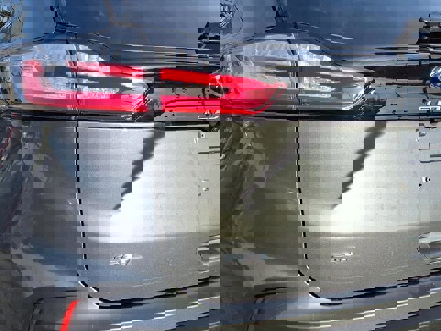 Certified 2024 Ford Edge SEL w/ Convenience Package image 24