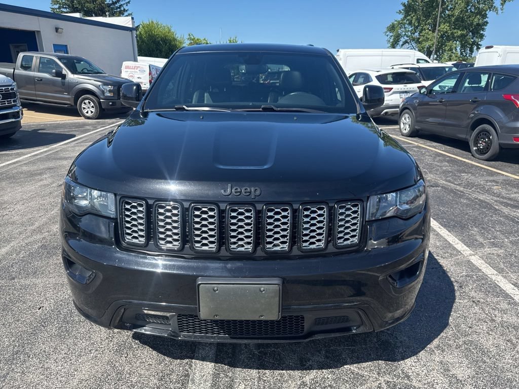 Used 2019 Jeep Grand Cherokee Altitude AWD/4WD image 8