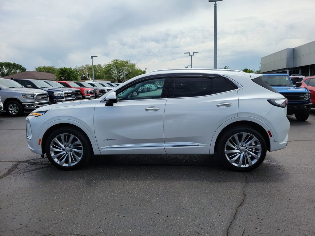 Used 2025 Buick Envision Avenir AWD/4WD image 7