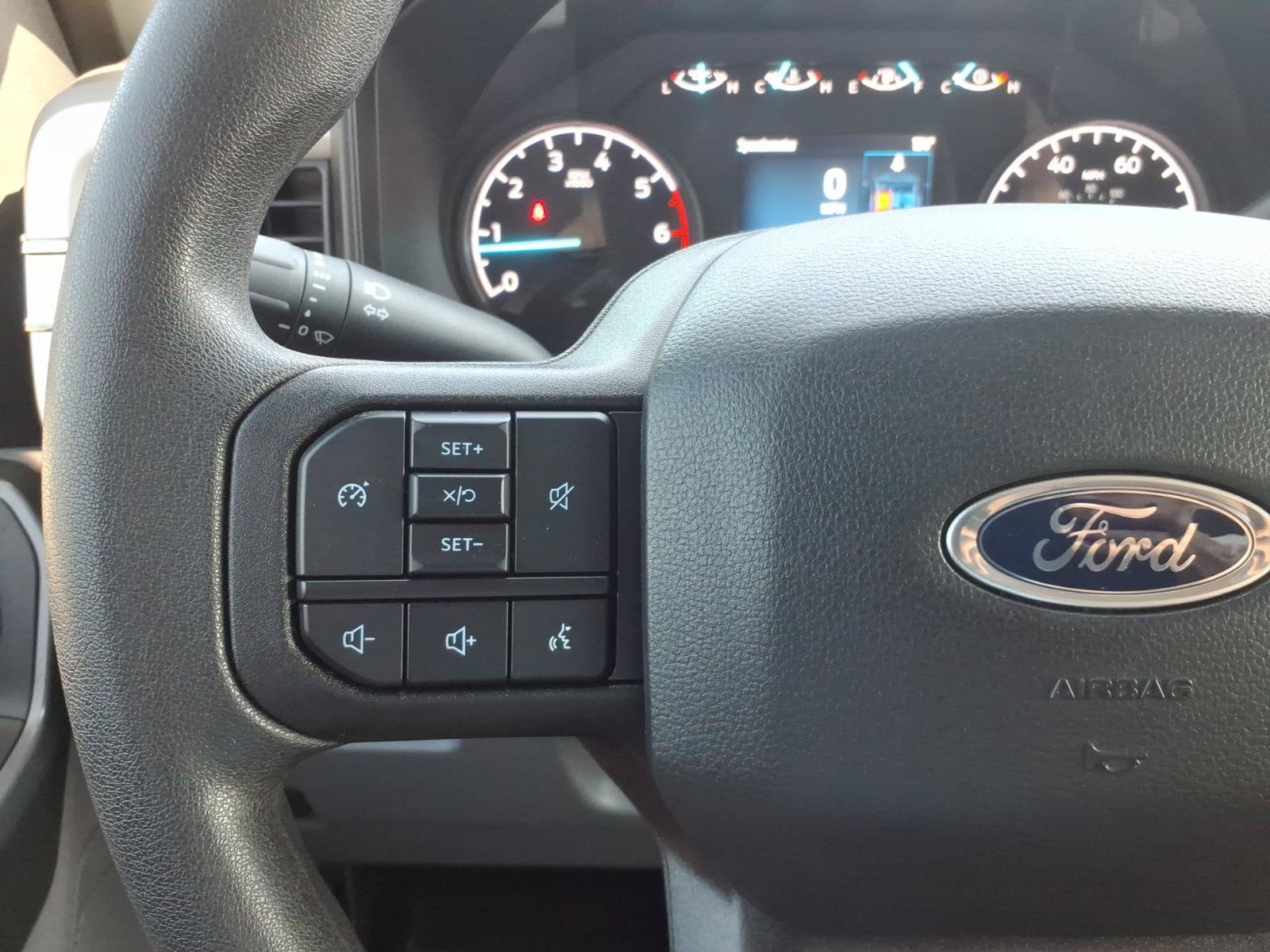 Certified 2024 Ford F250 XLT w/ Snow Plow Prep Package AWD/4WD image 17