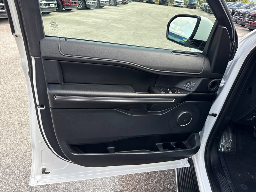 Certified 2020 Ford Expedition Max XLT w/ Equipment Group 202A RWD image 14